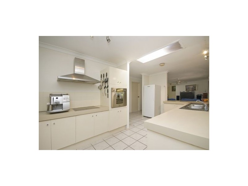 22 Centaurus Cr, Regents Park QLD 4118
