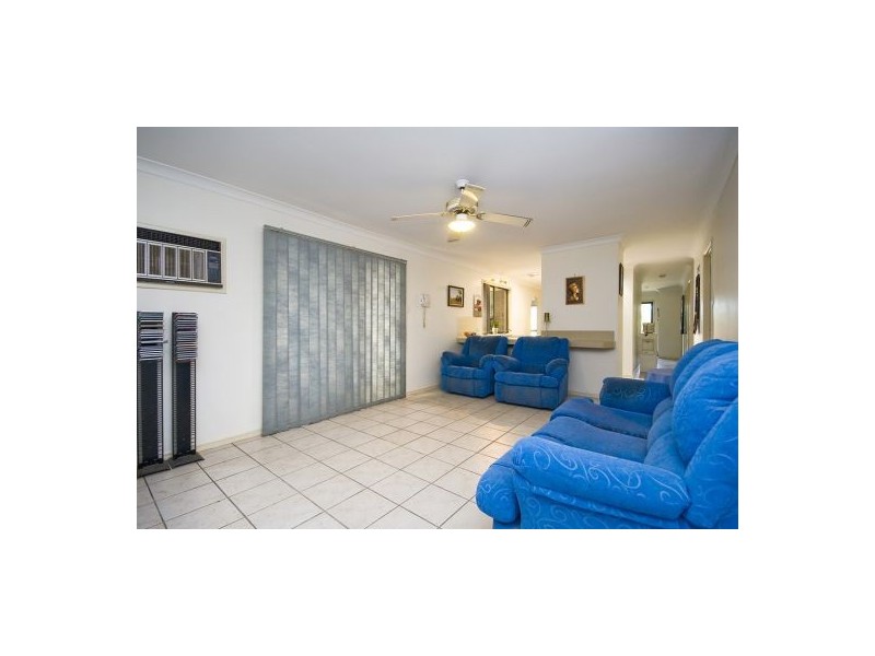 22 Centaurus Cr, Regents Park QLD 4118