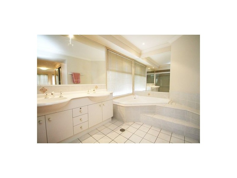 Eight Mile Plains QLD 4113