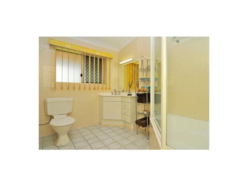 North Maclean QLD 4280