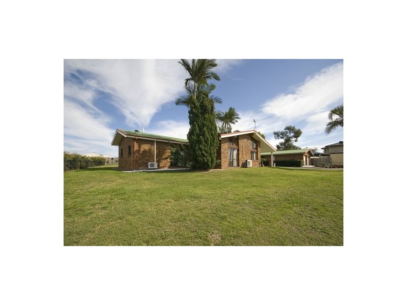 7 Resi Dr, Regents Park QLD 4118