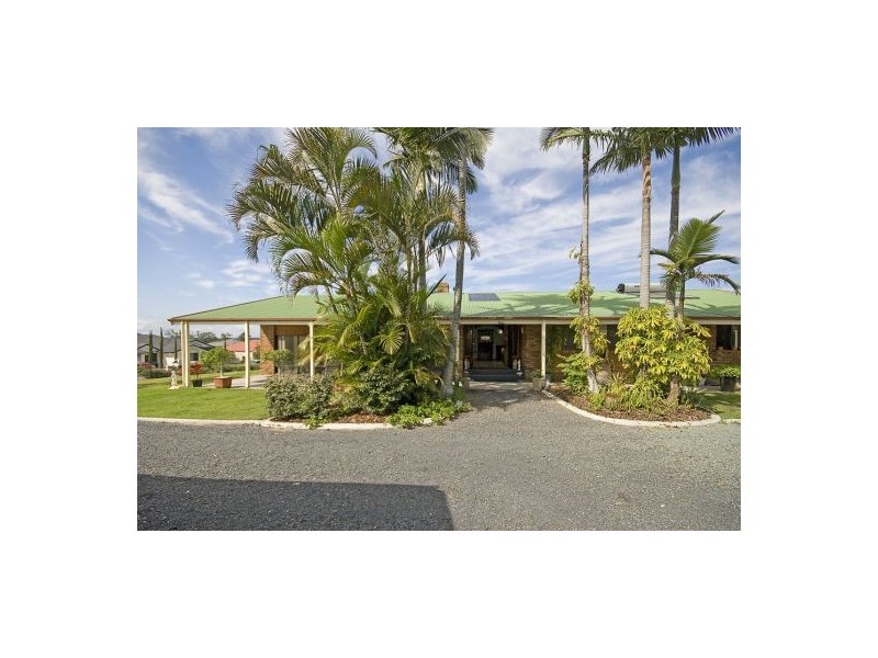 7 Resi Dr, Regents Park QLD 4118