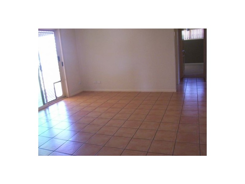 72 Golden Ave, Calamvale QLD 4116