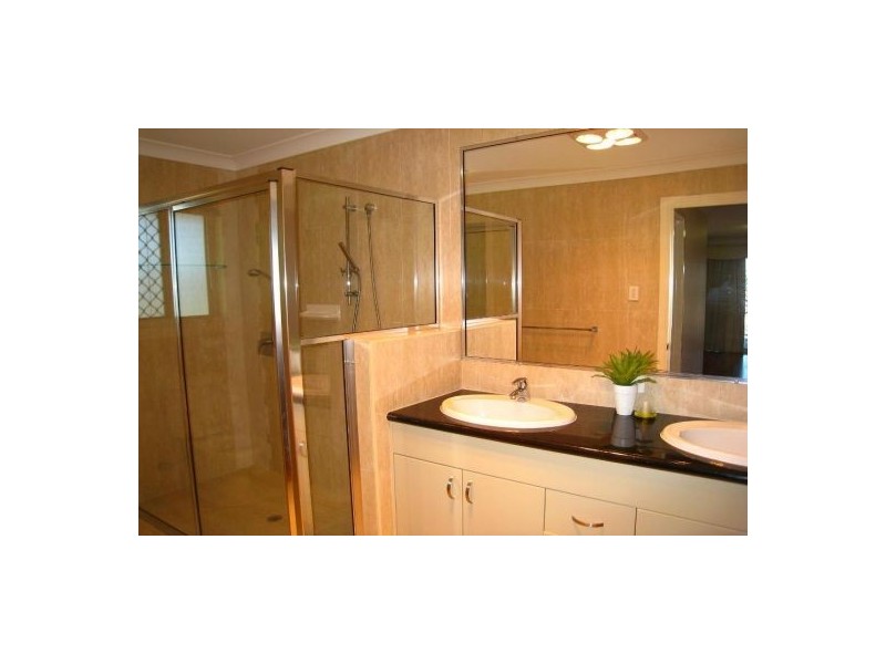 Eight Mile Plains QLD 4113