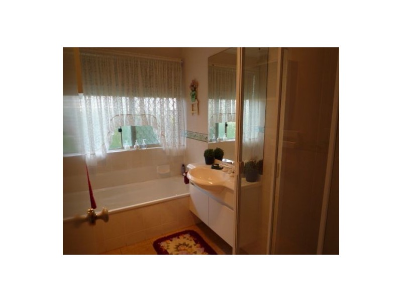 101 Levington, Eight Mile Plains QLD 4113