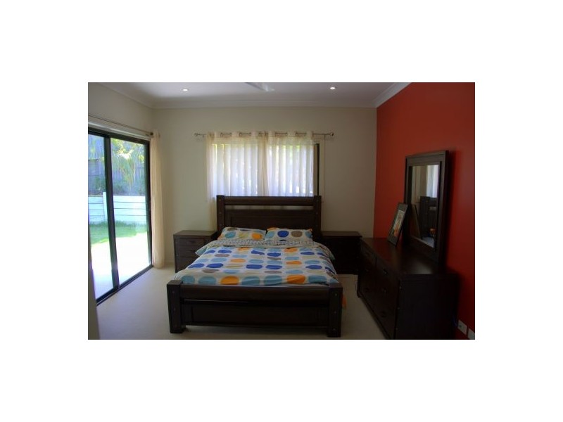 17 Cleveland Pl, Stretton QLD 4116