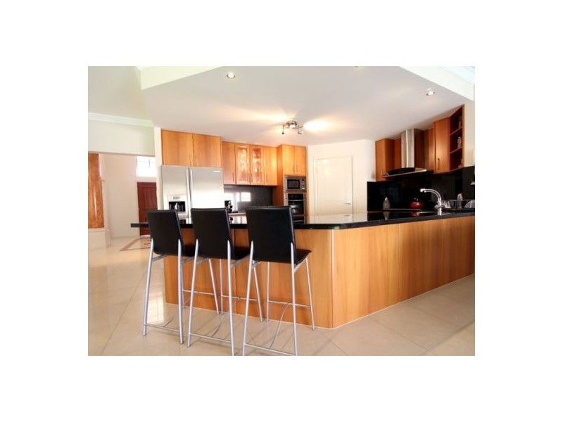 125 Holmead Rd, Eight Mile Plains QLD 4113