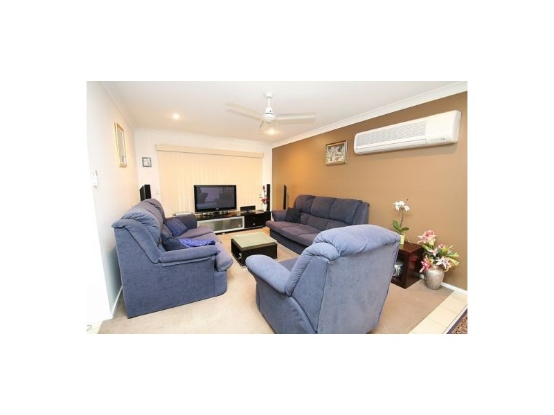 14  Goongarrie Cr, Parkinson QLD 4115