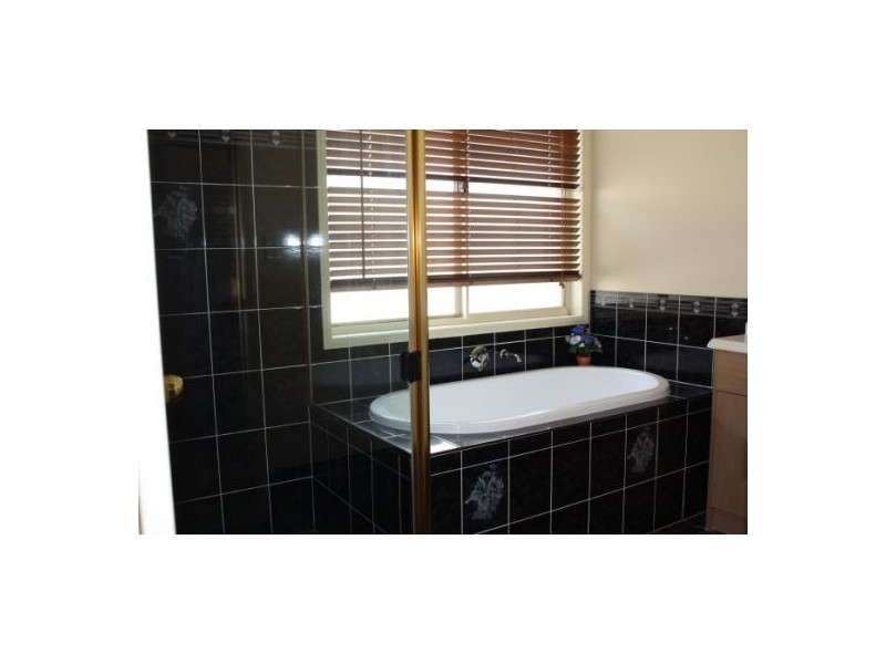 Molendinar QLD 4214