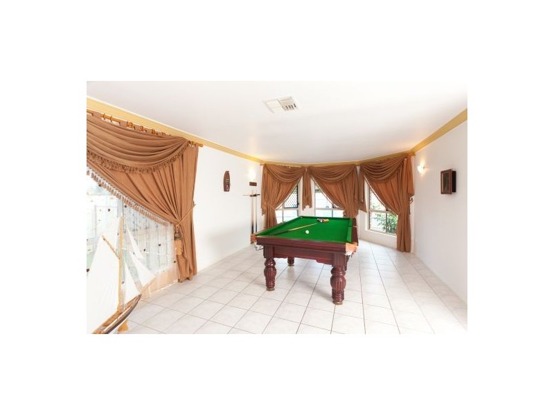 Meadowbrook QLD 4131