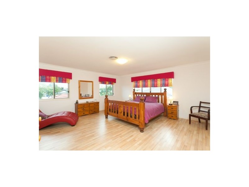 Meadowbrook QLD 4131