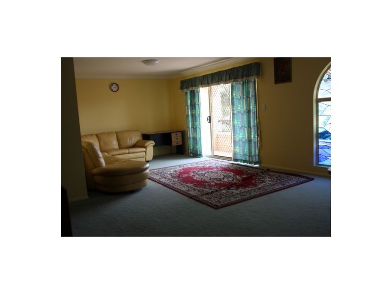 Molendinar QLD 4214