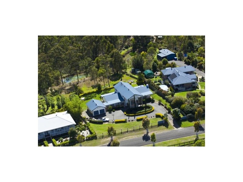 35 Parrot St, Greenbank QLD 4124
