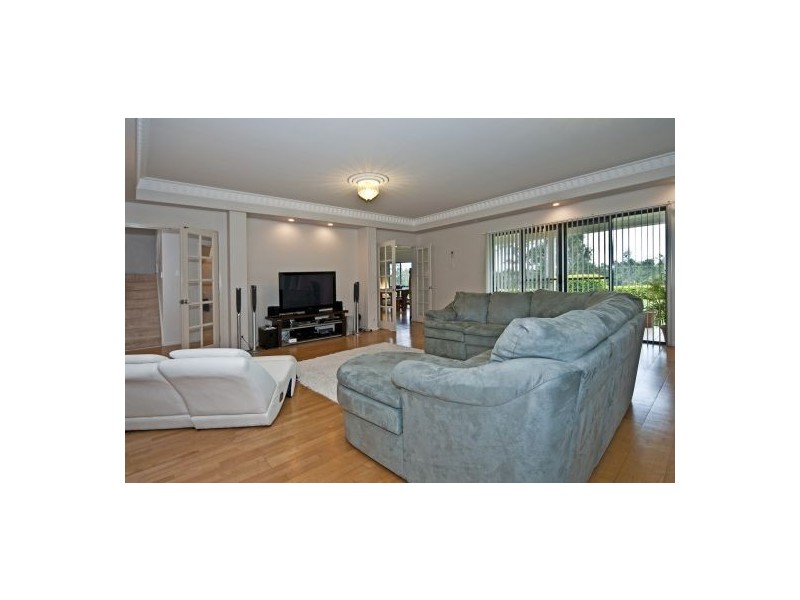35 Parrot St, Greenbank QLD 4124