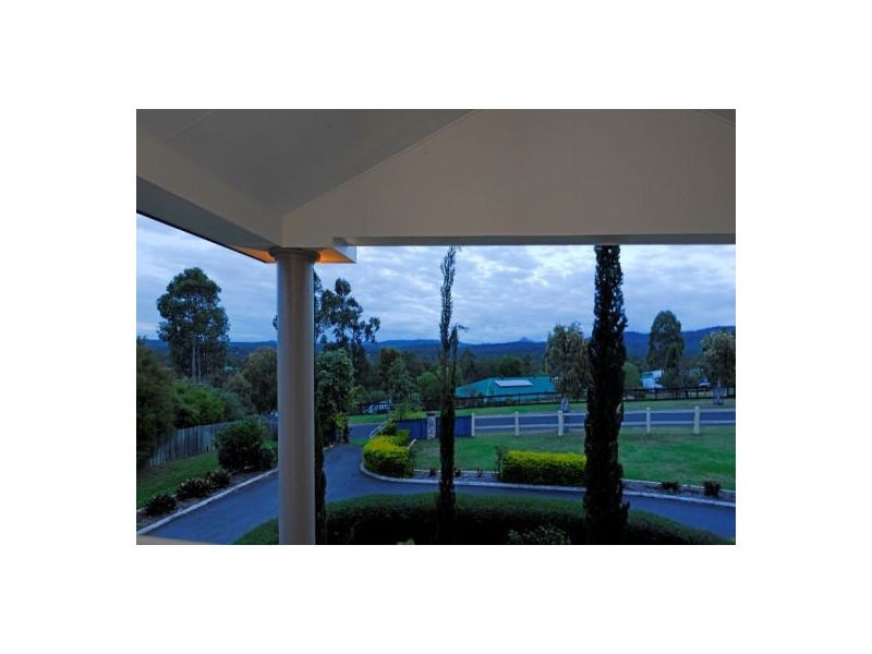 35 Parrot St, Greenbank QLD 4124