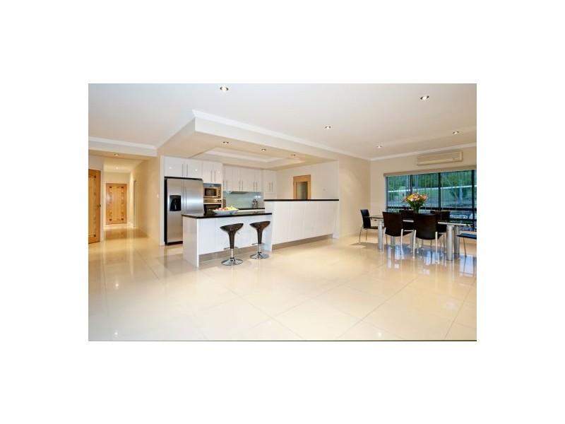 31 Bluebird Ct, Greenbank QLD 4124