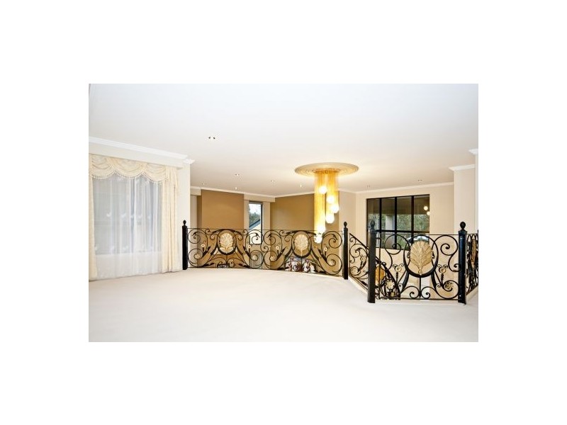 31 Bluebird Ct, Greenbank QLD 4124