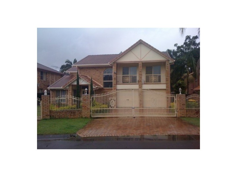 4 Alcheringa Place, Robertson QLD 4109