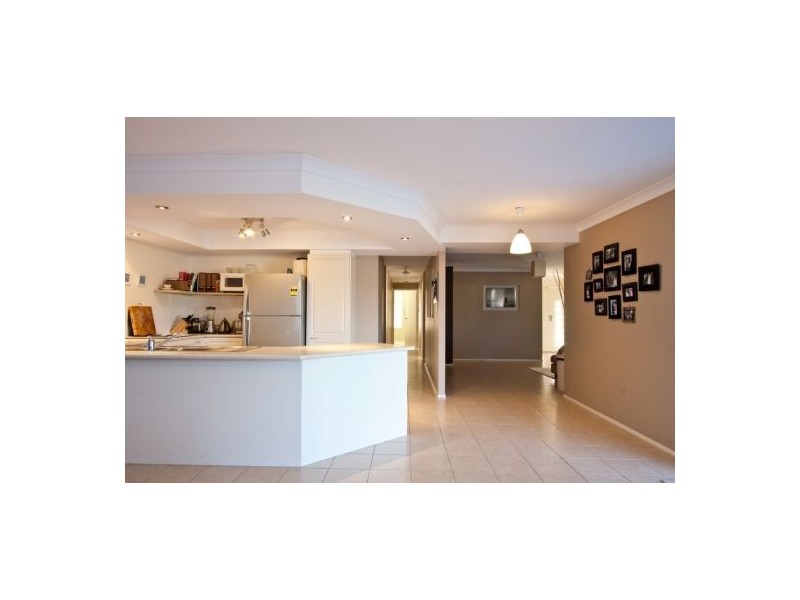 14 Clarks Rd, Loganholme QLD 4129