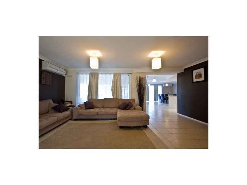 14 Clarks Rd, Loganholme QLD 4129