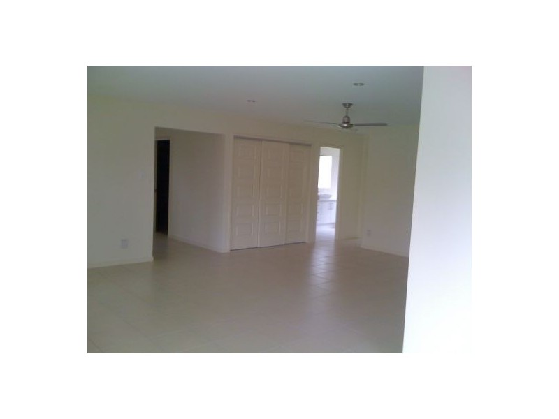 1 Angel Street, Eight Mile Plains QLD 4113