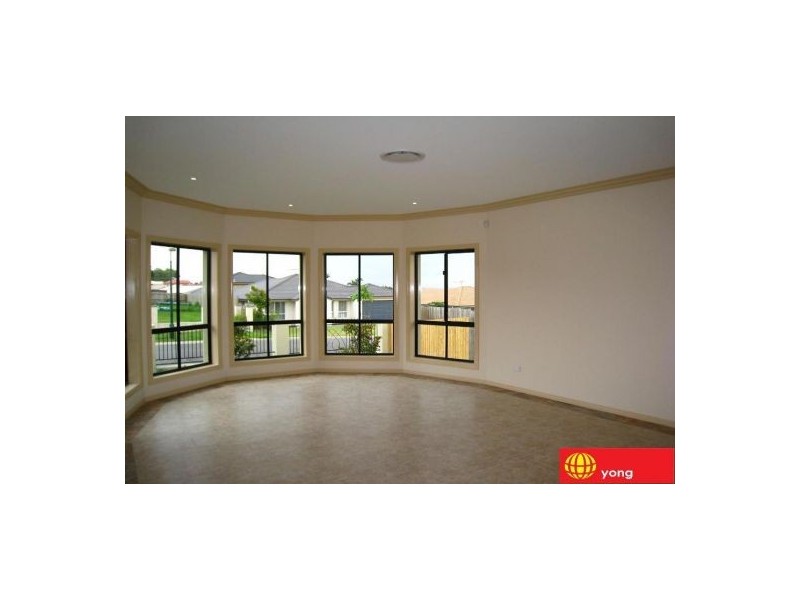 34 Maryland Dr, Regents Park QLD 4118