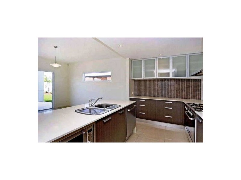 28 Marina Pde, Jacobs Well QLD 4208