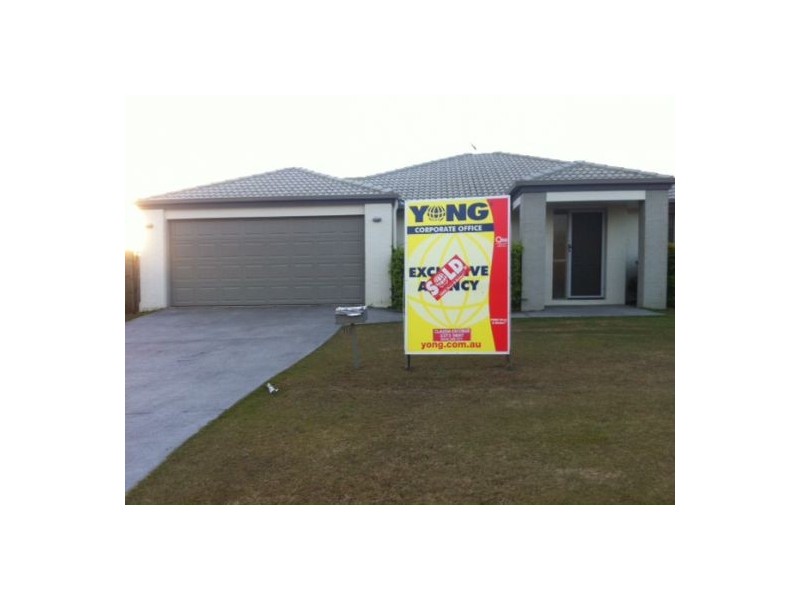 31 Sunrise Cr, Regents Park QLD 4118