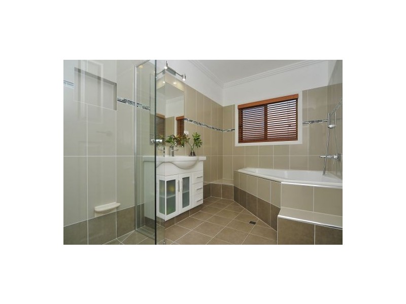 31 Border Cres, New Beith QLD 4124