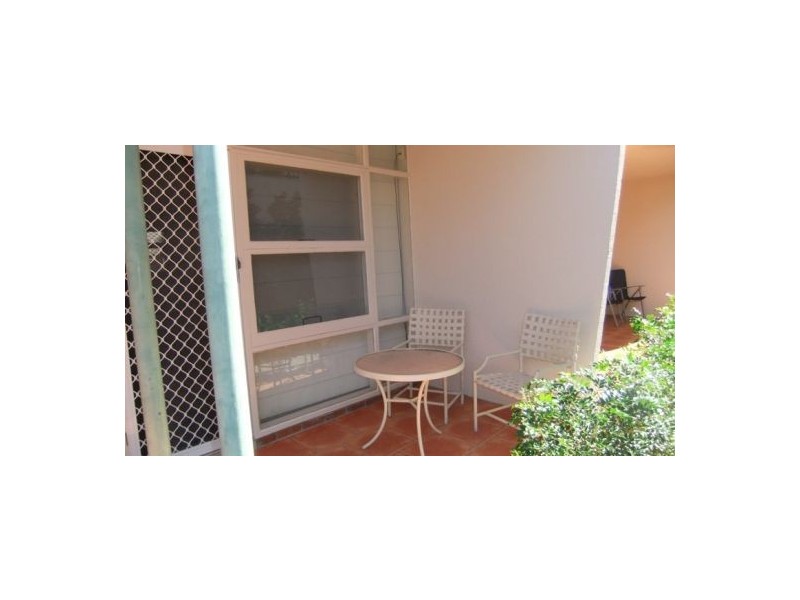 2/14 Paradise Island, Surfers Paradise QLD 4217