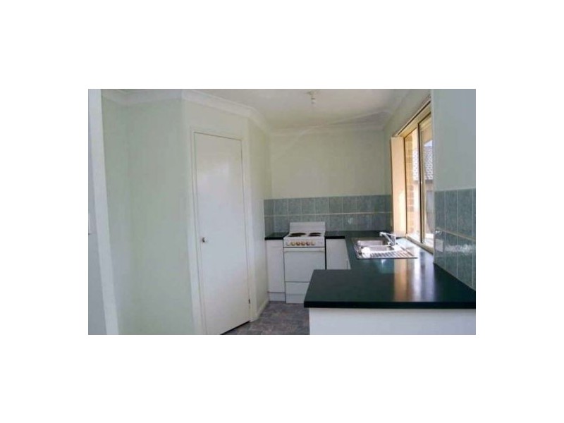 85 Lamberth Rd, Regents Park QLD 4118