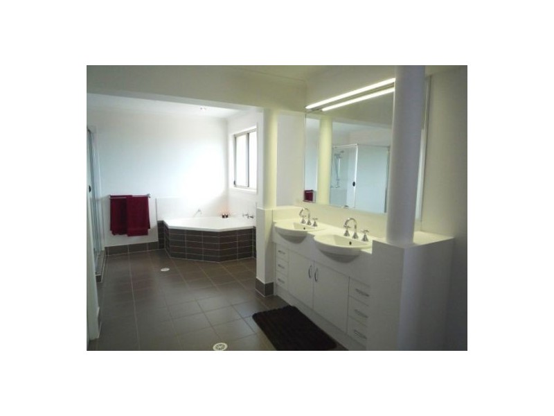 5 Caribbea St, Kuraby QLD 4112