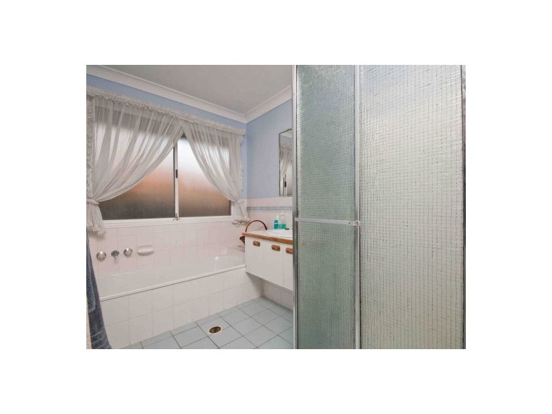 28 Jackson Rd, Sunnybank Hills QLD 4109