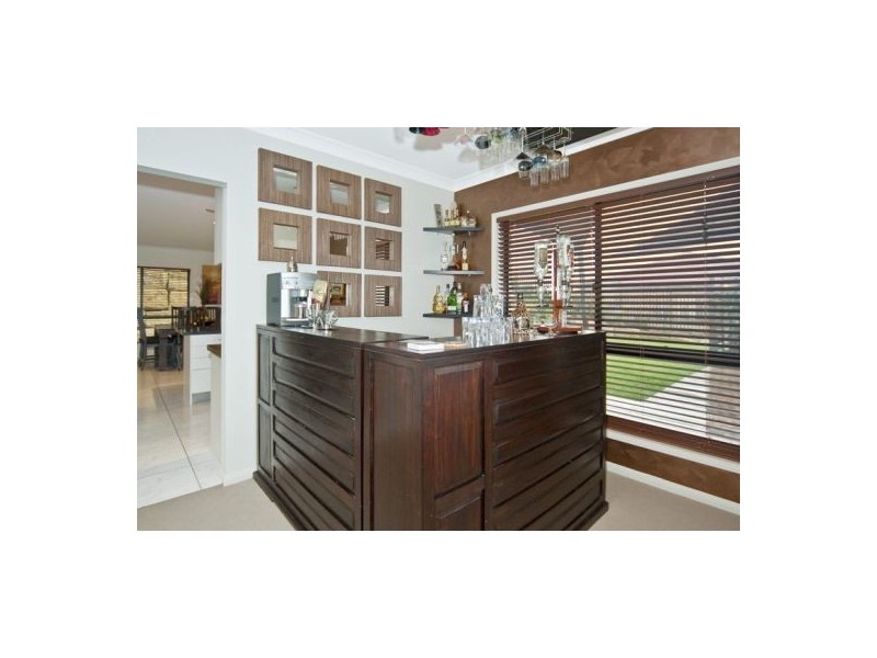 89 Wuraga Rd, Bahrs Scrub QLD 4207