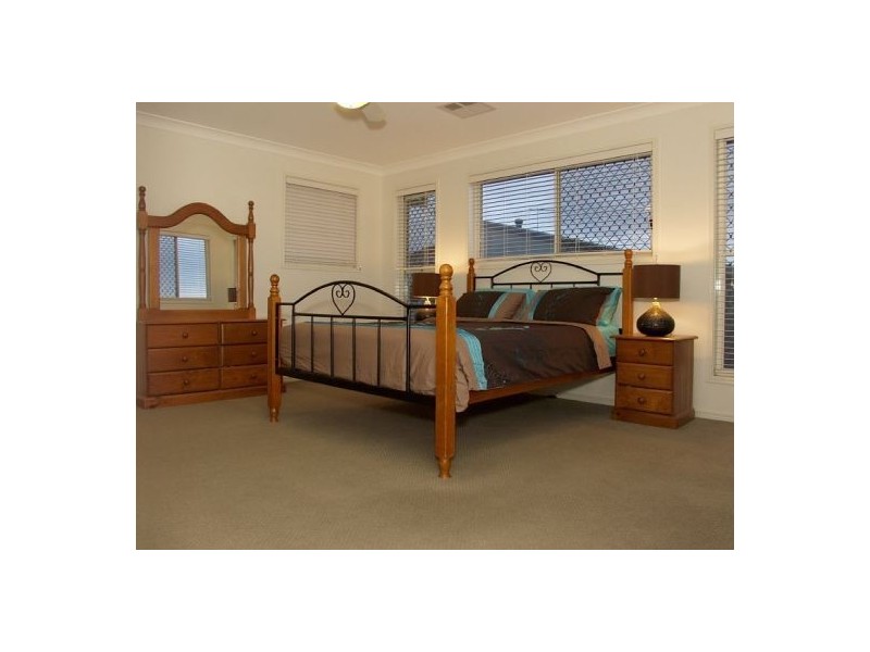 Eight Mile Plains QLD 4113