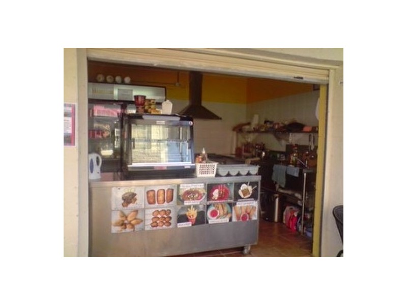 16 Sickle Ave, Hope Island QLD 4212