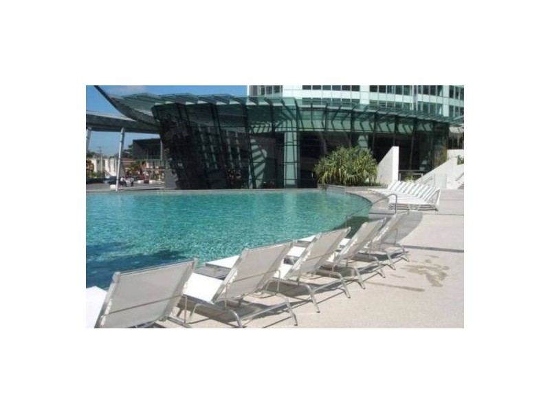 305/9 Hamilton Ave, Surfers Paradise QLD 4217