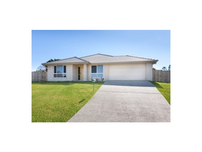 4 Hill End Ave, Hillcrest QLD 4118