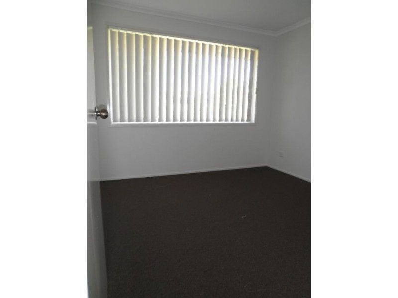 1 Tekam Crescent, Tanah Merah QLD 4128