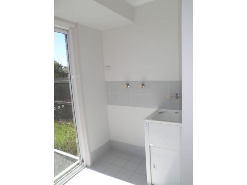 1 Tekam Crescent, Tanah Merah QLD 4128