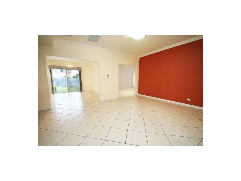 30A Corypha Cr, Calamvale QLD 4116