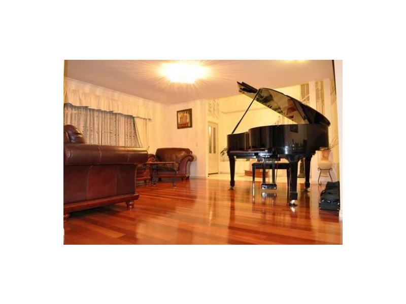 12 Tamarind St, Stretton QLD 4116