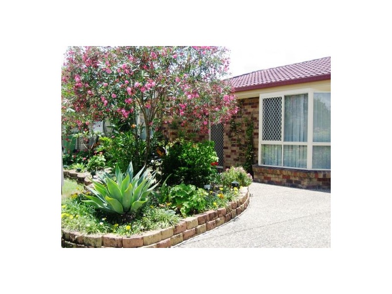 10 Oakwood Dr, Waterford West QLD 4133