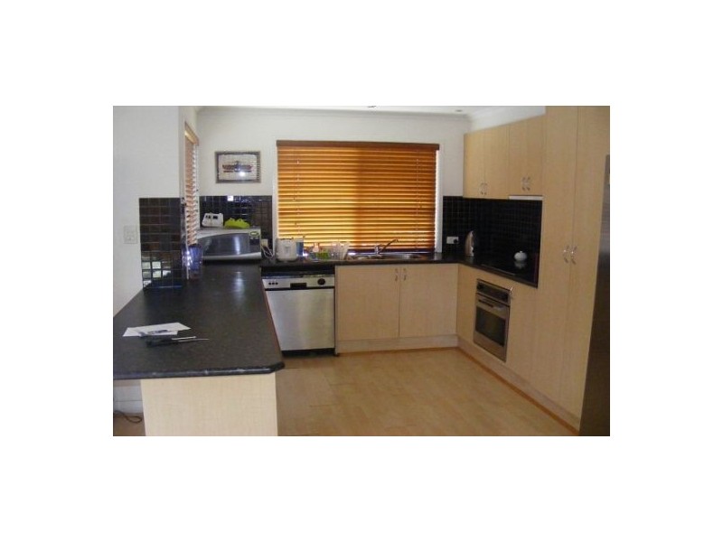 19 Warrungen Way, Ashmore QLD 4214