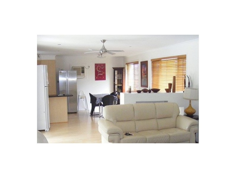 19 Warrungen Way, Ashmore QLD 4214