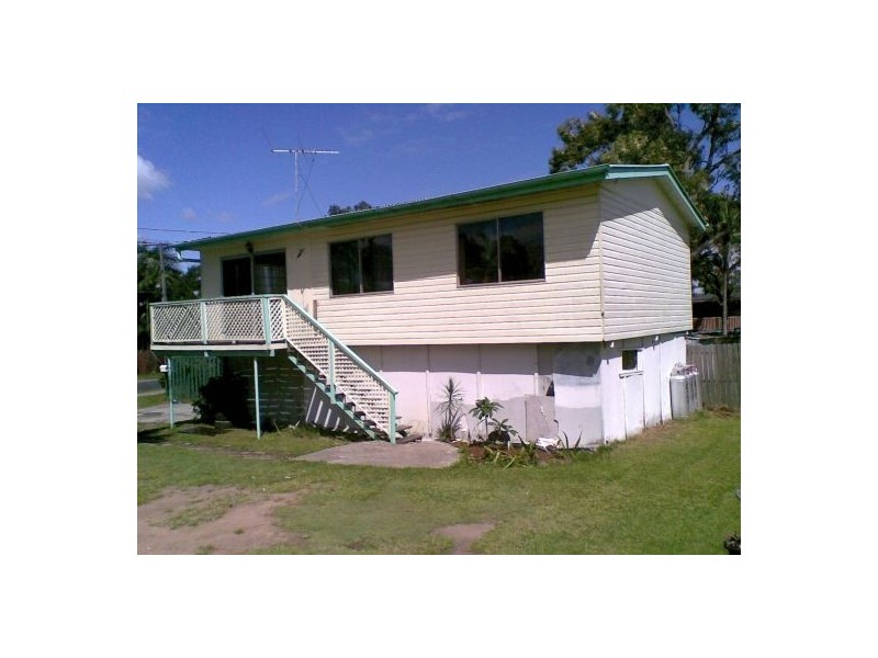 6 Maple St, Kingston QLD 4114