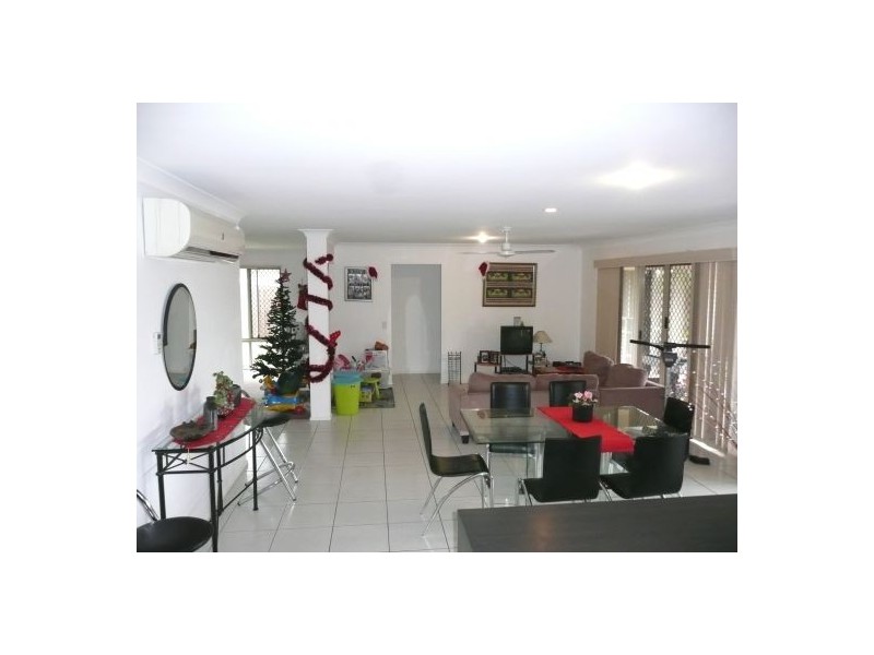 46 Goongarrie Crescent, Parkinson QLD 4115