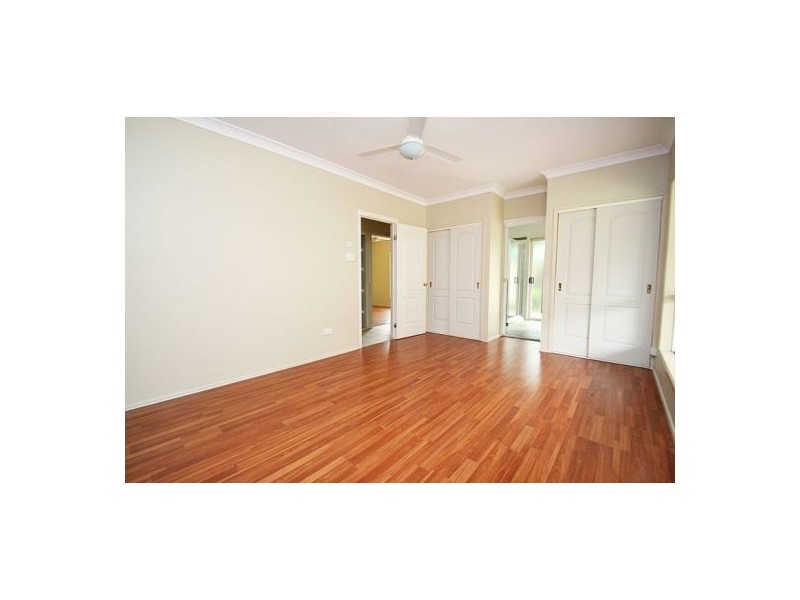 82  Sylvan Rd, Park Ridge South QLD 4125