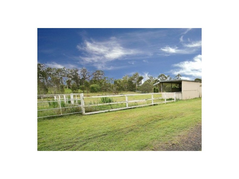 82  Sylvan Rd, Park Ridge South QLD 4125