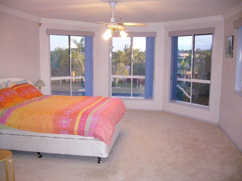 80 Honeysuckle Way, Calamvale QLD 4116